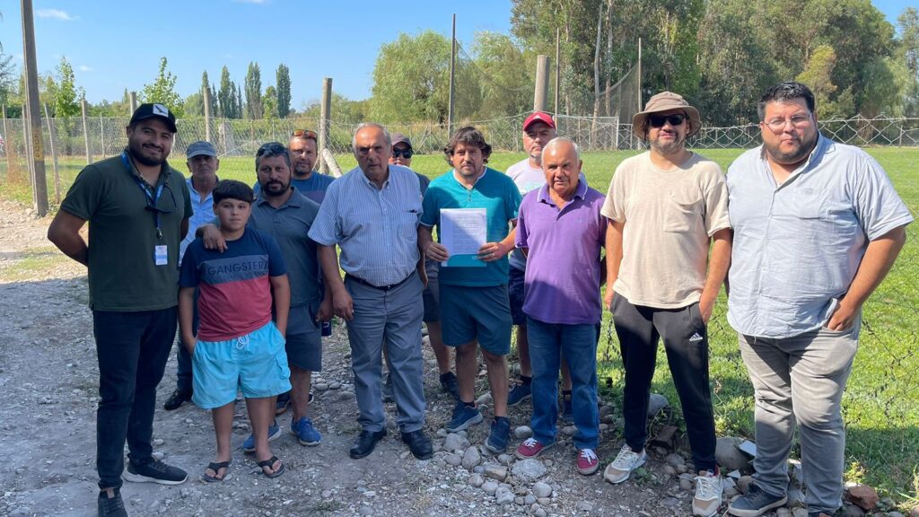 Con recursos Subdere se mejorarán cierres perimetrales del Club Deportivo Estrella Roja de Yerbas Buenas 1 WhatsApp Image 2024 02 21 at 15.40.50