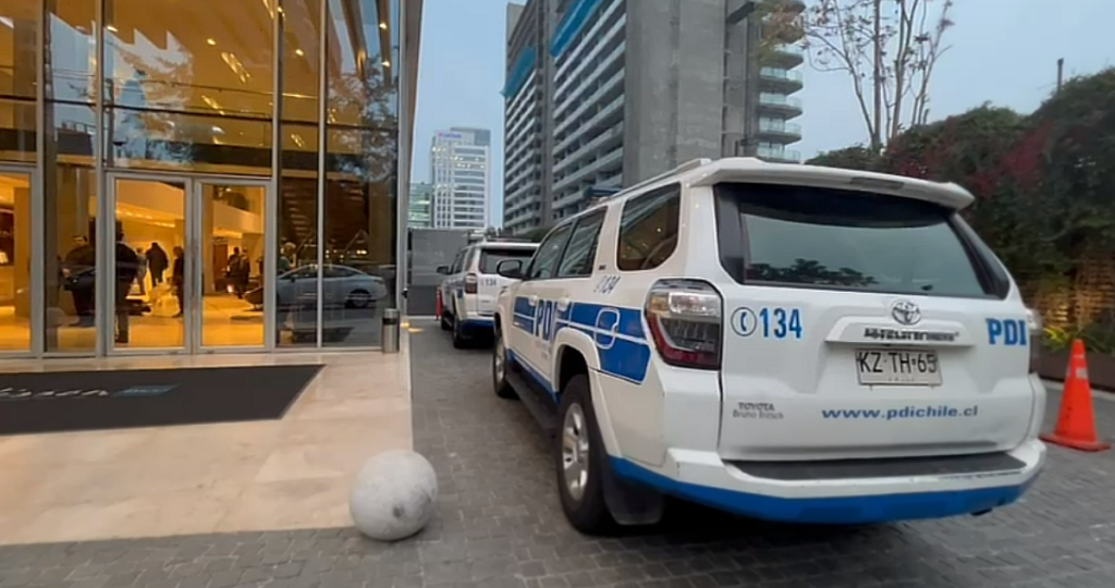 Trabajadora de hotel Radisson muere tras caída de ascensor en Las Condes 1 hotel ascensor mujer