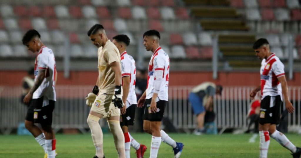 Abogado y socio de Curicó Unido indicó que es casi inminente la desafiliación del club del fútbol profesional 1 Curico Unido