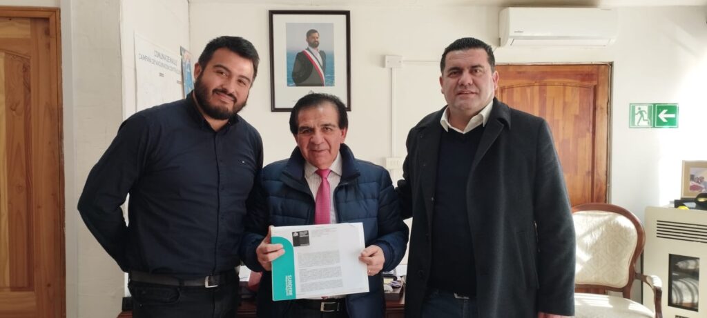 Subdere financia cierre perimetral y graderías de club deportivo Linares de Perales en la comuna de Maule 1 Maule