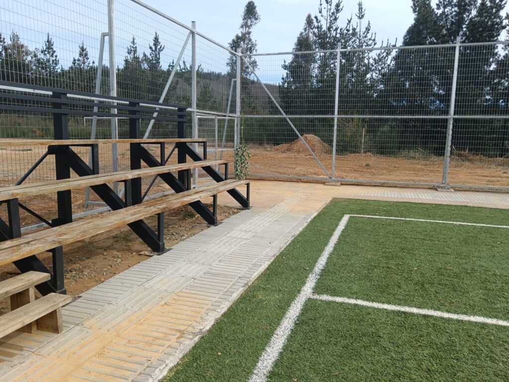 Sector de Canelillo de Pelluhue inaugura nueva cancha de pasto sintético 1 WhatsApp Image 2024 08 14 at 12.54.12