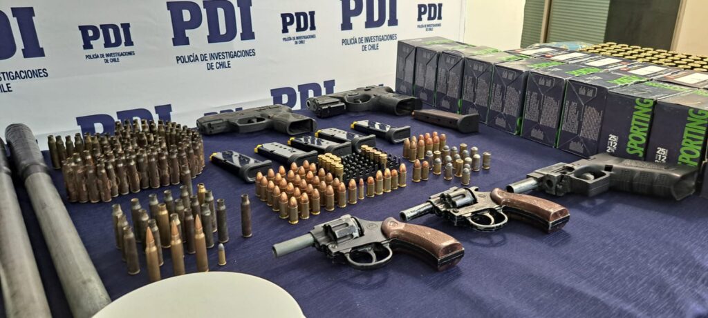 En prisión quedó banda criminal con amplio poder de fuego dedicada a delitos violentos en la Provincia de Curicó 1 WhatsApp Image 2024 08 22 at 16.35.30