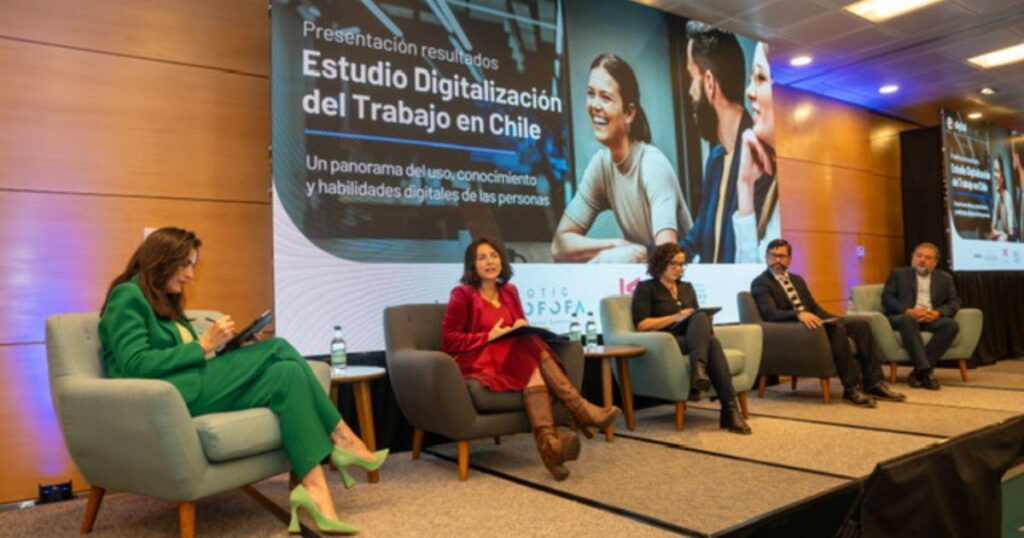 Un 32,8% de los trabajadores del Maule cree que la tecnología reemplazará el trabajo que realizan 1 Copia de IMAGEN DESTACADA MEDIAINFO 5 3
