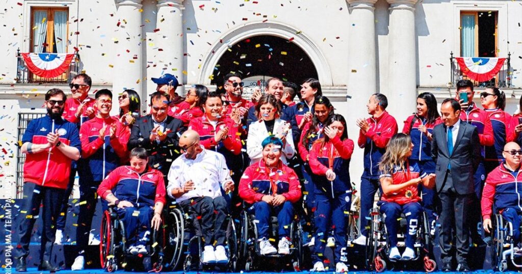 Presidente Boric recibe al Team ParaChile tras su éxito en los Juegos Paralímpicos de París 2024 1 Team Para Chile