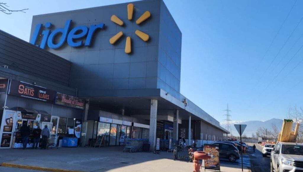 San Fernando: Carabinero será dado de baja tras ser sorprendido hurtando en supermercado 1 Carabinero dado de baja