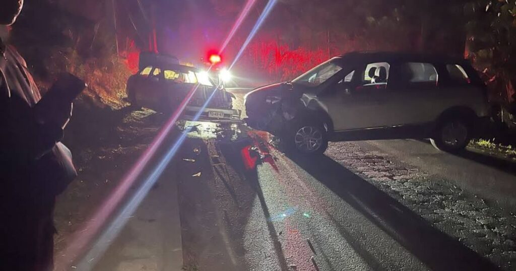 Accidente vehicular en ruta Cauquenes-Pelluhue moviliza a equipos de emergencia 1 Ruta Pelluhue Cauquenes