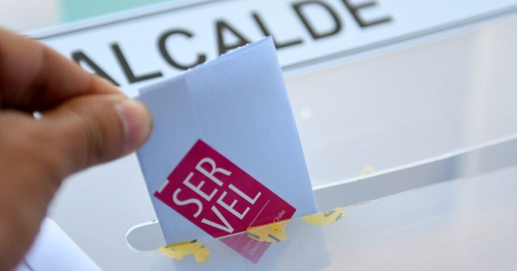 Comisión de Gobierno Interior inicia discusión sobre restricción al voto de extranjeros en elecciones presidenciales y parlamentarias 1 Voto extranjero