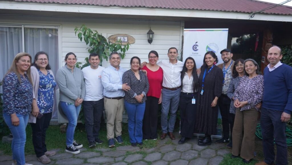 Curicó: Familias de Villa El Carmen favorecidas con Colectores Solares 1 Portada Noticias 4