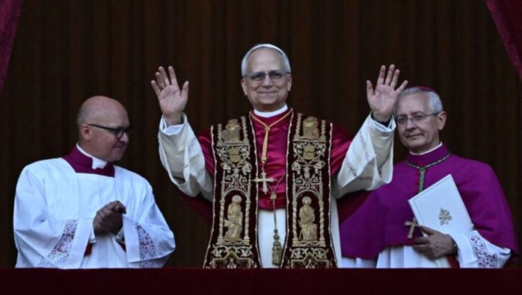 Cardenal estadounidense Robert Prevost se convierte en papa Leon XIV