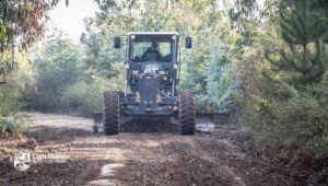 Constitucion Mejoran camino en Paso Tabla de Lagunilla de San Pedro para beneficiar a familias rurales