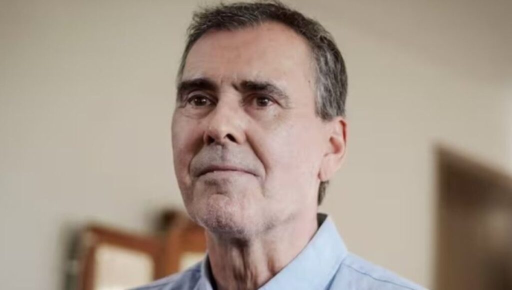 Cristian Campos es sobreseido por prescripcion en causa de abuso sexual pero tribunal reconoce hechos de vulneracion