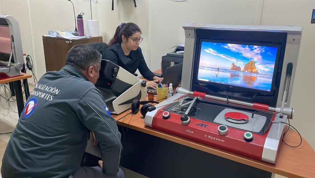 En Julio se iniciará la implementación de la licencia digital en el Maule 1 En Julio se iniciara la implementacion de la licencia digital en el Maule