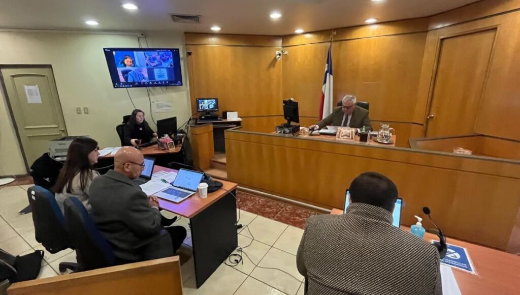 En prision preventiva queda mujer acusada de parricidio en Talca