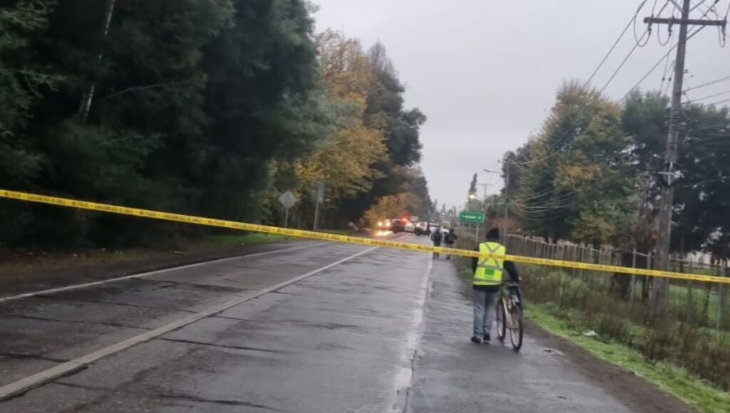 Molina: Accidente en cruce Pichingal deja a ciclista en riesgo vital y conductor prófugo 1 Molina Accidente en cruce Pichingal deja a ciclista en riesgo vital y conductor profugo