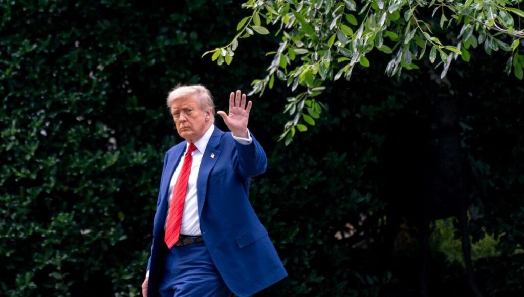 Estados Unidos bombardea instalaciones nucleares en Iran por orden del presidente Donald Trump