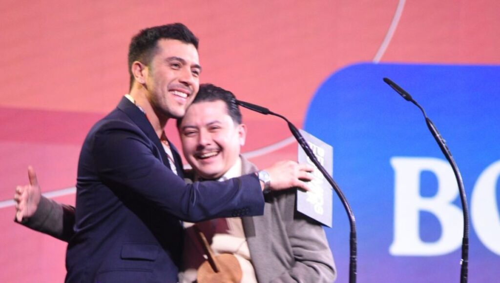 Ana Tijoux y Gepe brillan en los Premios Pulsar 2025, que coronaron a lo mejor de la música chilena 1 Ana Tijoux y Gepe brillan en los Premios Pulsar 2025 que coronaron a lo mejor de la musica chilena