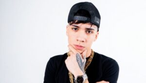 Cantante urbano Jairo Vera en prision preventiva tras denuncia por violacion a menor de edad