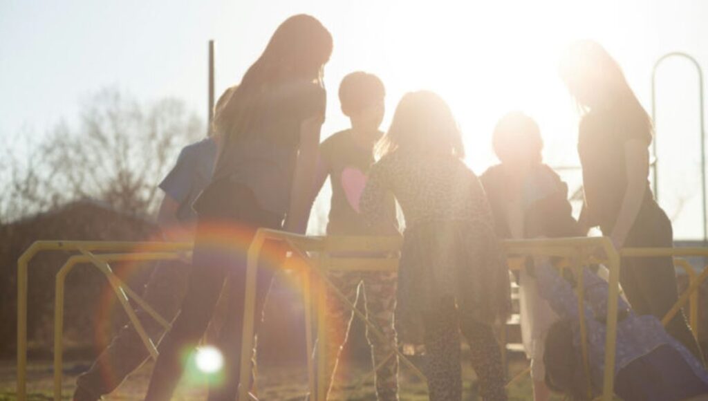 Chile queda al final del ranking de bienestar infantil de UNICEF, mientras Países Bajos lidera con su modelo educativo y familiar 1 Chile queda al final del ranking de bienestar infantil de UNICEF mientras Paises Bajos lidera con su modelo educativo y familiar