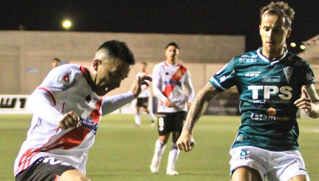 Derrota ante Wanderers marca el adiós de Héctor Almandoz en Curicó Unido 1 Derrota ante Wanderers marca el adios de Hector Almandoz en Curico Unido