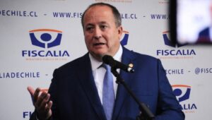 Fiscal Nacional asegura que caso de narcotrafico en la FACh debe ser investigado por la justicia civil