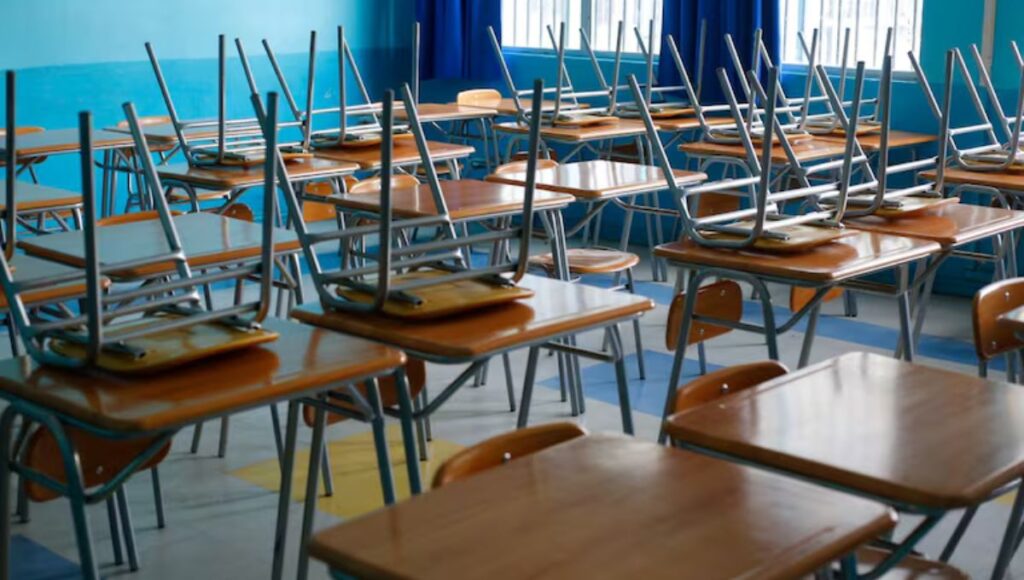 Gobierno redefine suspensión de clases para este jueves 31 de julio en zonas bajo alerta de tsunami 1 Gobierno redefine suspension de clases para este jueves 31 de julio en zonas bajo alerta