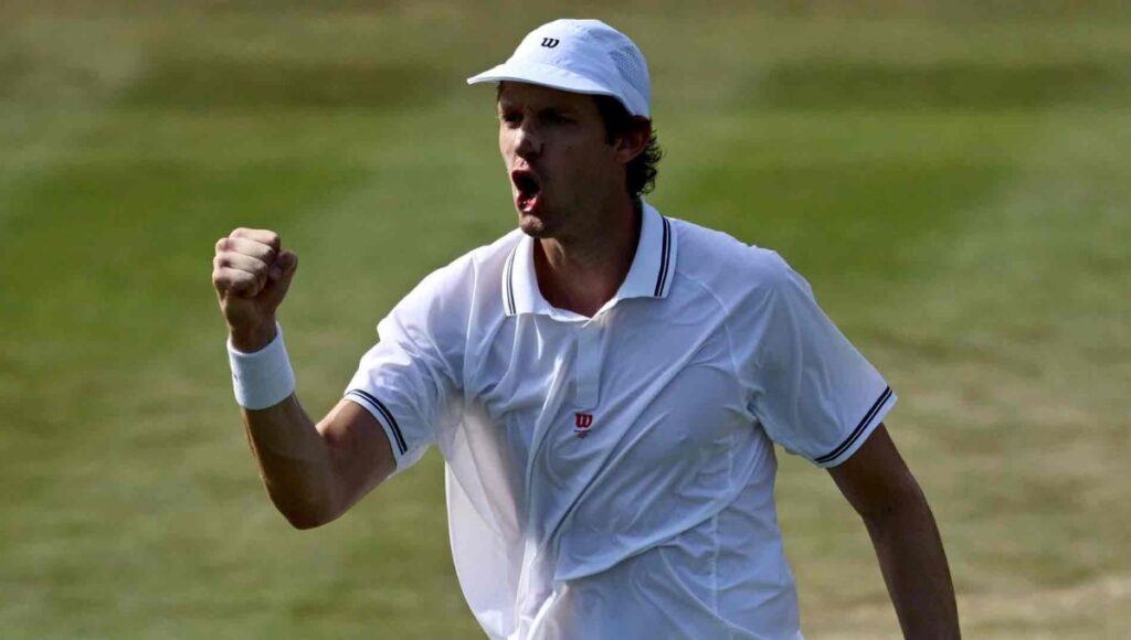 Nicolás Jarry hace historia en Wimbledon y avanza a octavos de final 1 Nicolas Jarry hace historia en Wimbledon y avanza a octavos de final
