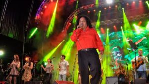 Preocupacion por la salud de Adrian Chauque vocalista de Adrian y los Dados Negros
