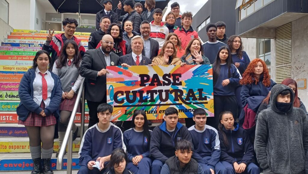 Lanzan Pase Cultural en Curico con beneficio de 50 mil para acceso a bienes y servicios artisticos