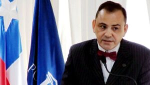 Corte Suprema resuelve que ministro Antonio Ulloa no sera removido de su cargo
