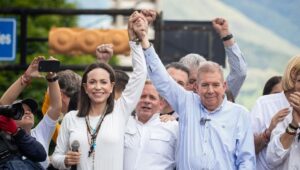 Maria Corina Machado afirma que se cierra el cerco contra el regimen de Maduro