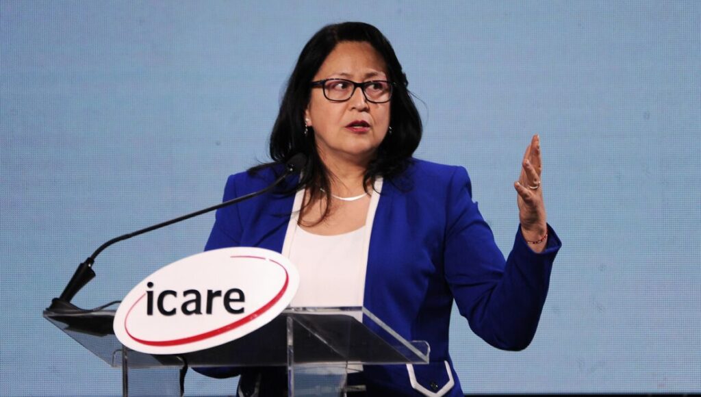 Enade 2025: Dorothy Pérez revela graves irregularidades en licencias médicas y gestión pública 1 Dorothy Perez revela graves irregularidades en licencias medicas y gestion publica