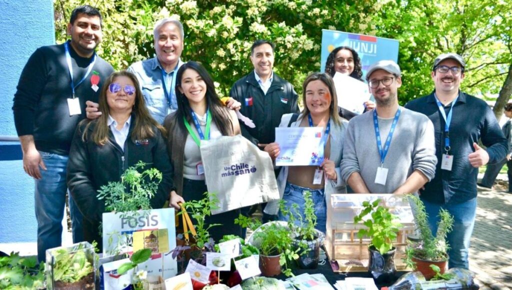 FOSIS conmemoró el Día Mundial de la Alimentación en la Universidad de Talca 1 FOSIS conmemoro el Dia Mundial de la Alimentacion en la Universidad de Talca