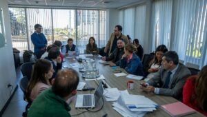 Gobernador del Maule convoca a parlamentarios para buscar solucion a vecinos de Parque Zapallar afectados por inundaciones
