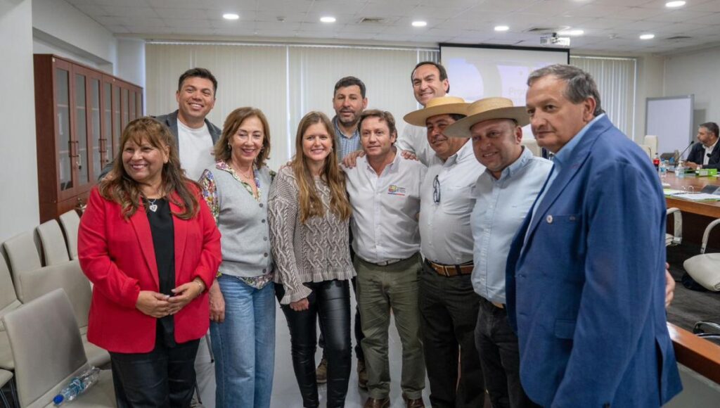 Gobierno del Maule apuesta por el talento regional y aprueba importantes recursos para deportistas y agrupaciones culturales