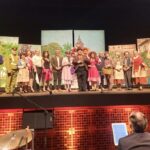 La Pérgola de las Flores llega al Teatro Regional del Maule en una aplaudida puesta en escena 9 La Pergola de las Flores llega al Teatro Regional del Maule en una aplaudida puesta en escena