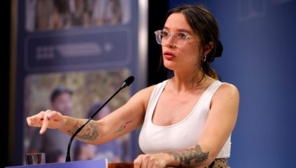 Ministra Vallejo llama a ser responsables al debatir sobre el rol del Estado 1 Ministra Vallejo llama a ser responsables al debatir sobre el rol del Estado