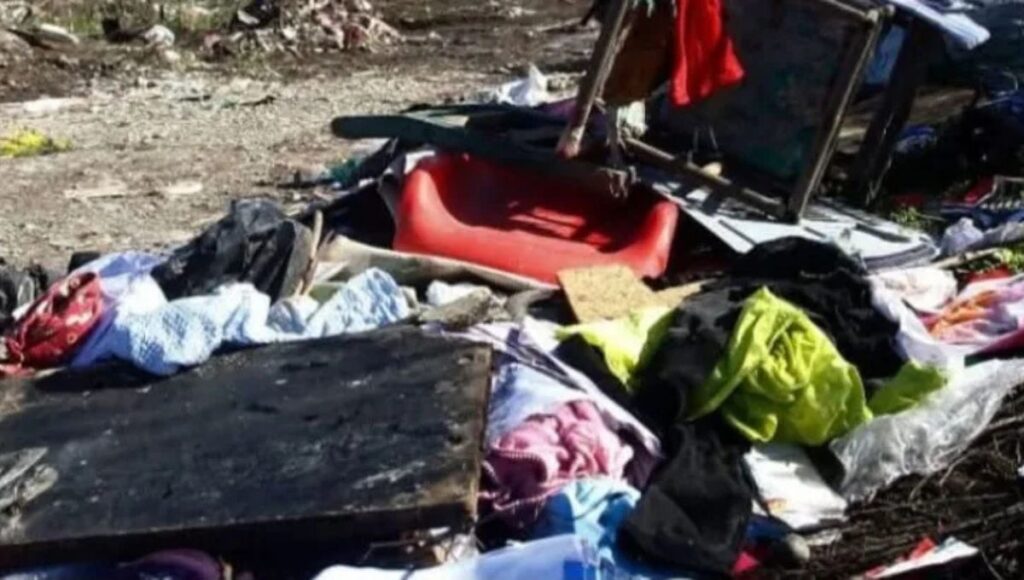 Mujer boliviana y su hija son rescatadas en basural de Curico