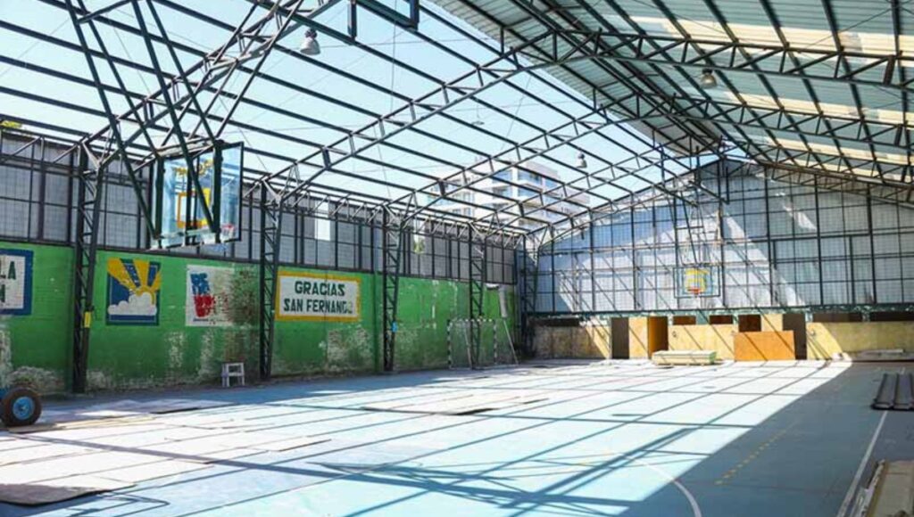 Avanzan obras de mejoramiento en gimnasio inclusivo de San Fernando