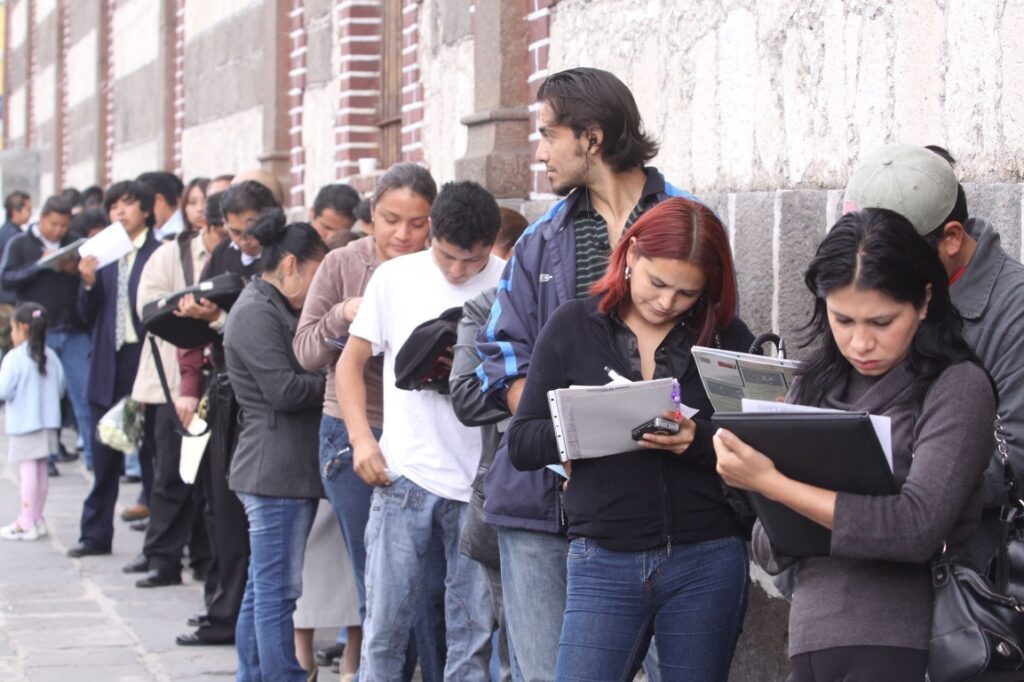 Desempleo juvenil