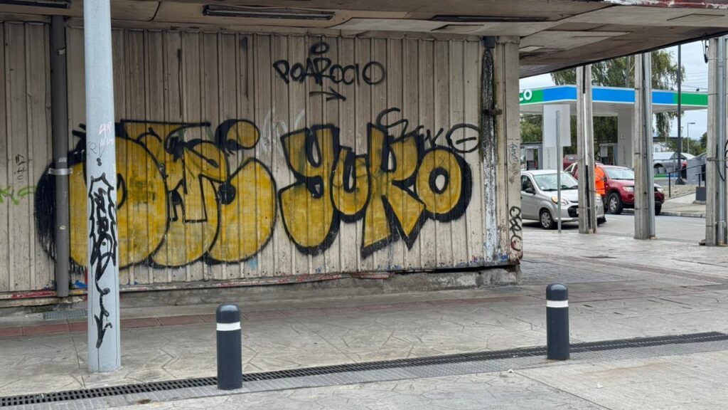 Grafitis en Puerto Montt